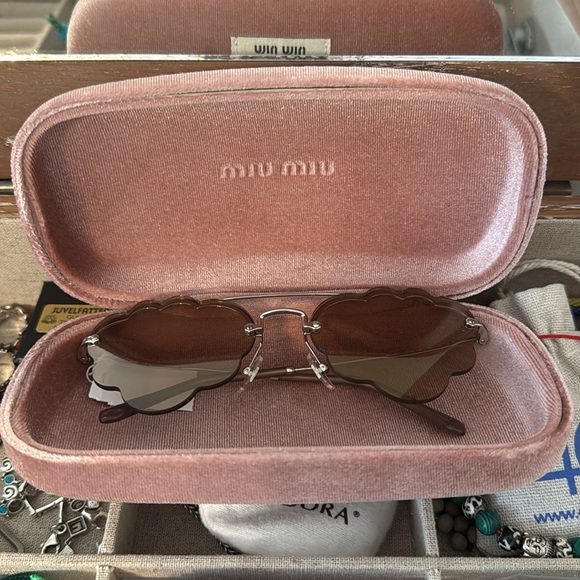 Miu Miu cloud sunglasses - Picture 4 of 5